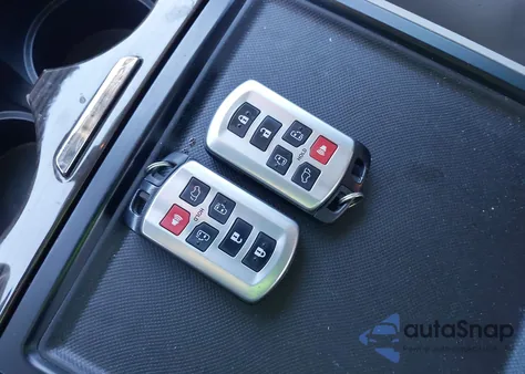 2018 Toyota Sienna Xle 8 Passenger z USA, uszkodzony, nr VIN 5TDYZ3DC6JS902830